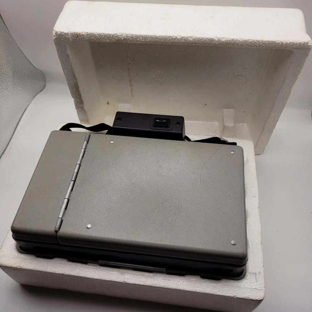 Vintage Polaroid Automatic 104 Land Camera with Original Box and Cover TD504740